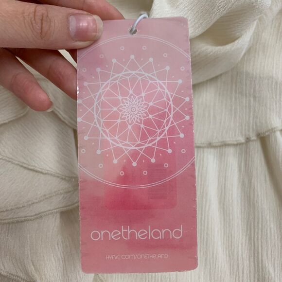 One The Land Tank Top Womens S Small Ivory Ruffle Overlap Cold Shoulder Cami - Picture 11 of 14